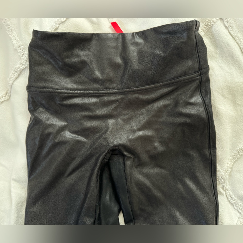 Spanx faux leather leggings, gently used / great condition